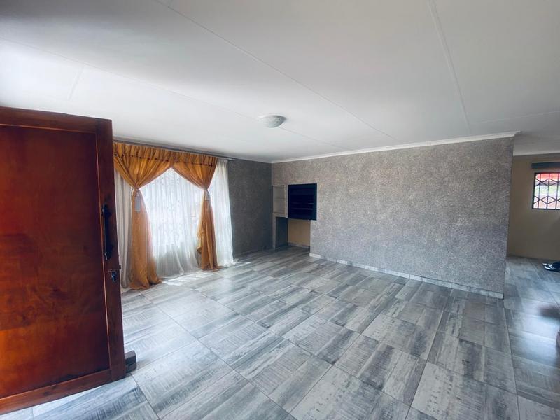 To Let 3 Bedroom Property for Rent in Kathu Northern Cape